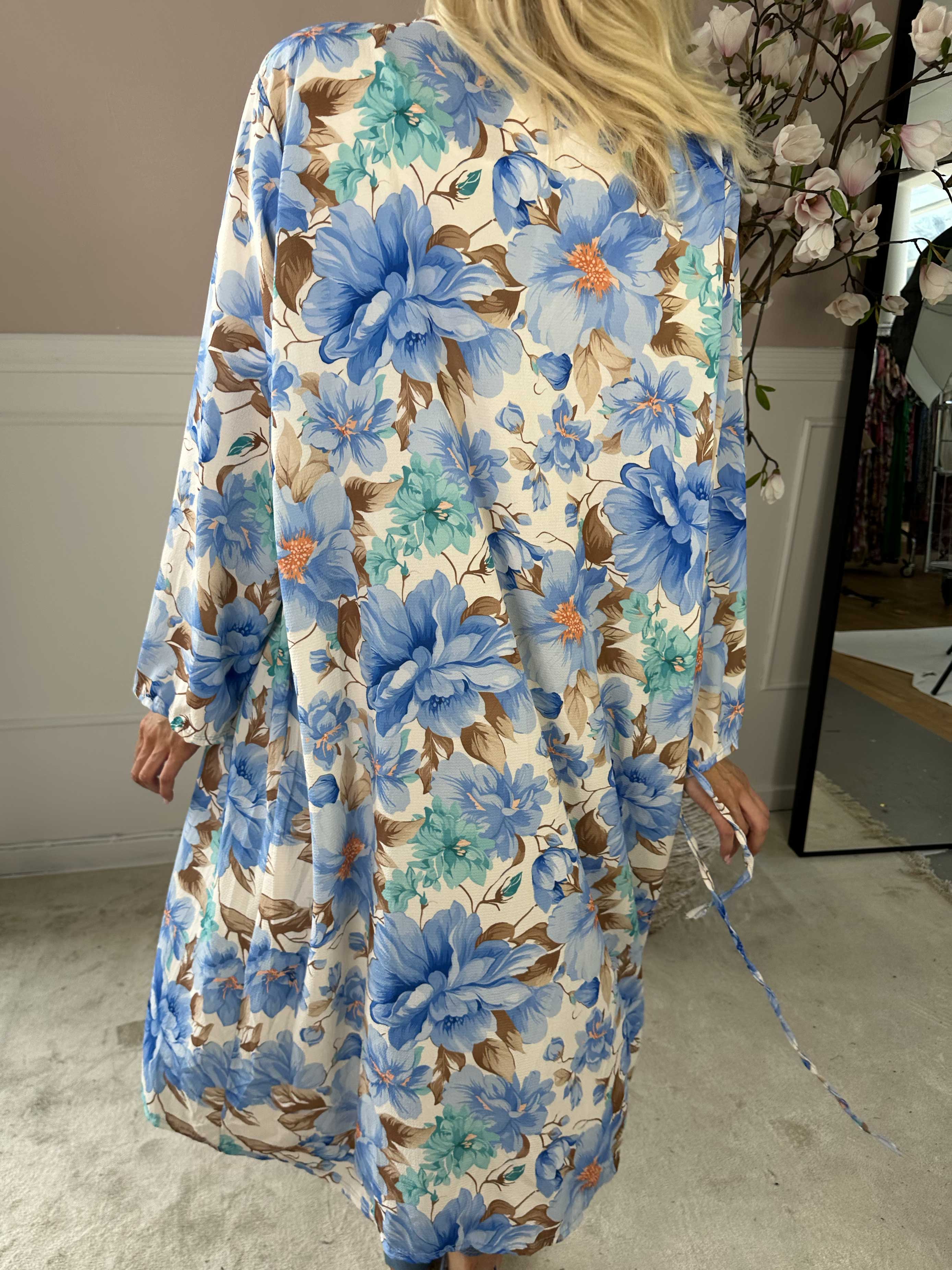 Flower Kimono - Söt lång kimono med blomtryck